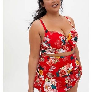 NWT Torrid Red Floral Underwire Bikini Top